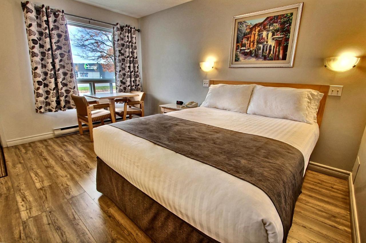 Hotel-Motel La Difference Sainte-Marie Exteriör bild